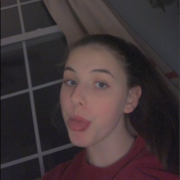 Meet your Posher, Bella - Picture 1 of 1